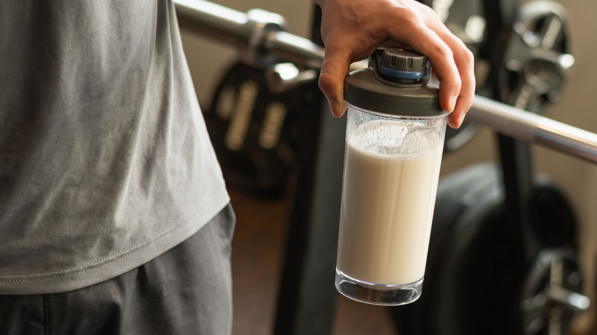 ¿Se puede tomar creatina y cafeína juntas?