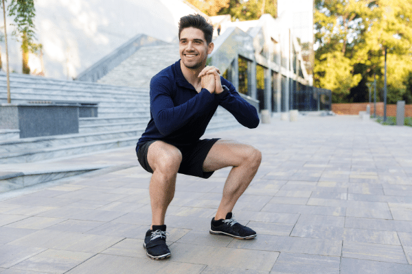 ejercicio de sentadillas para quemar grasa abdominal